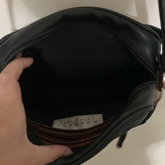 Vintage Mondani New York Purse - Picture 5 of 5